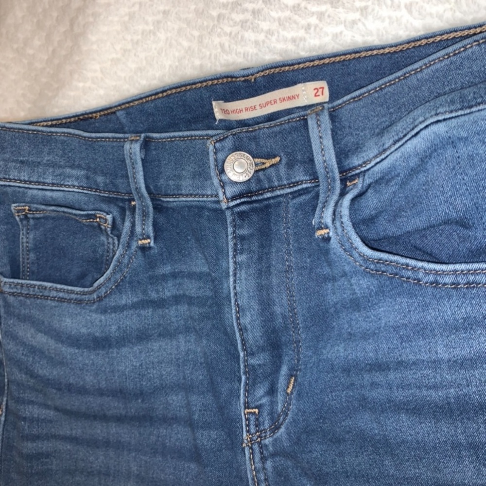 LEVIS JEANS - Picture 2 of 4